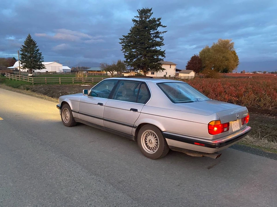 1990 BMW E32 7 Series - Image 4 of 23