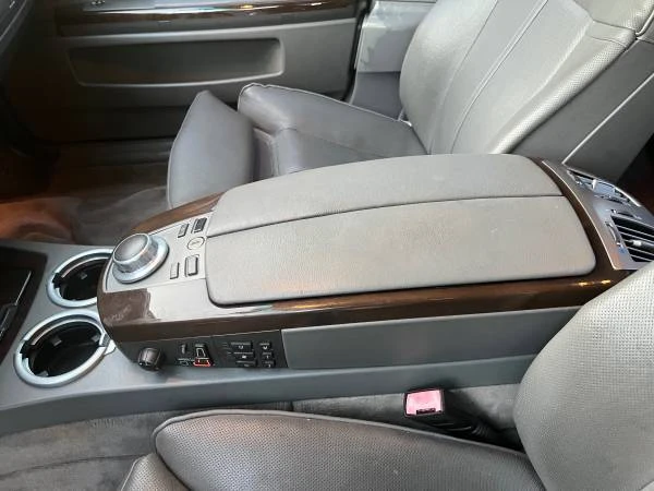 2007 BMW E65/E66 750i & 760i Sedan - Image 20 of 21