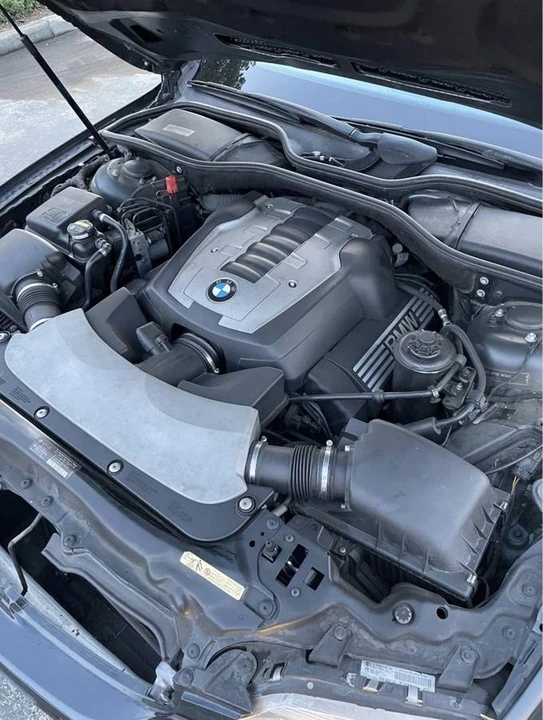 2007 BMW E65/E66 750i & 760i Sedan - Image 7 of 8