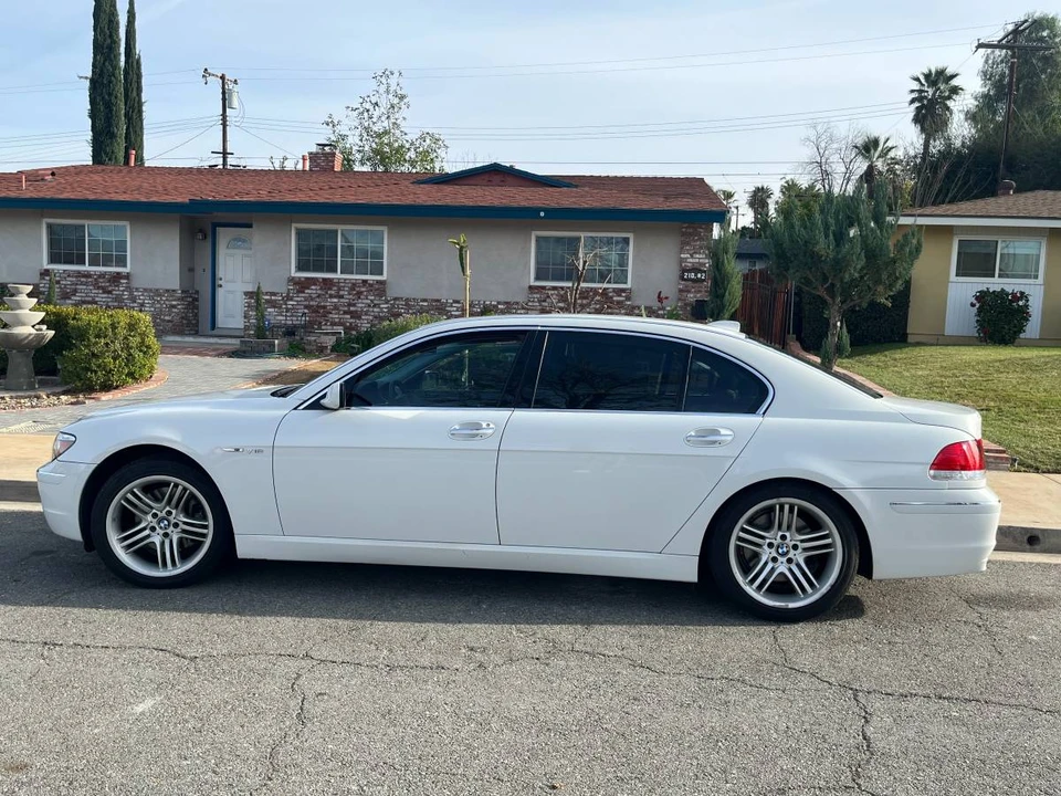2006 BMW E65/E66 750i & 760i Sedan - Image 3 of 17