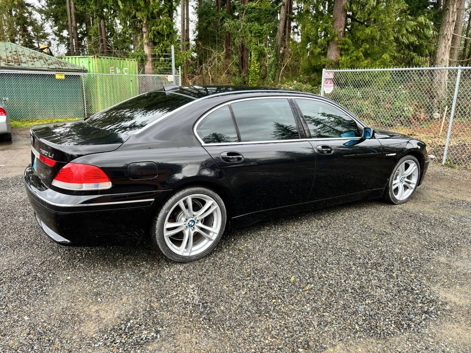 2003 BMW E65/E66 750i & 760i Sedan - Image 14 of 16