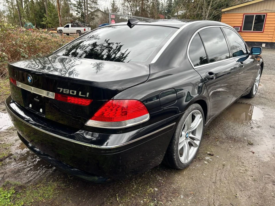 2003 BMW E65/E66 750i & 760i Sedan - Image 5 of 16
