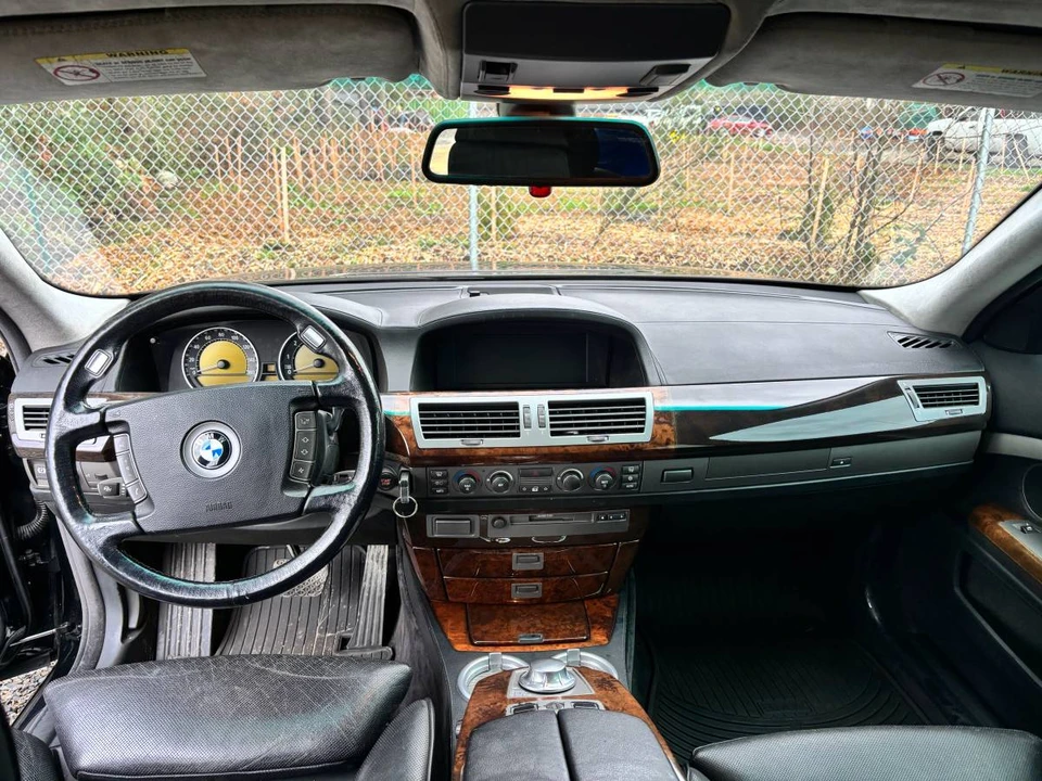 2003 BMW E65/E66 750i & 760i Sedan - Image 6 of 16