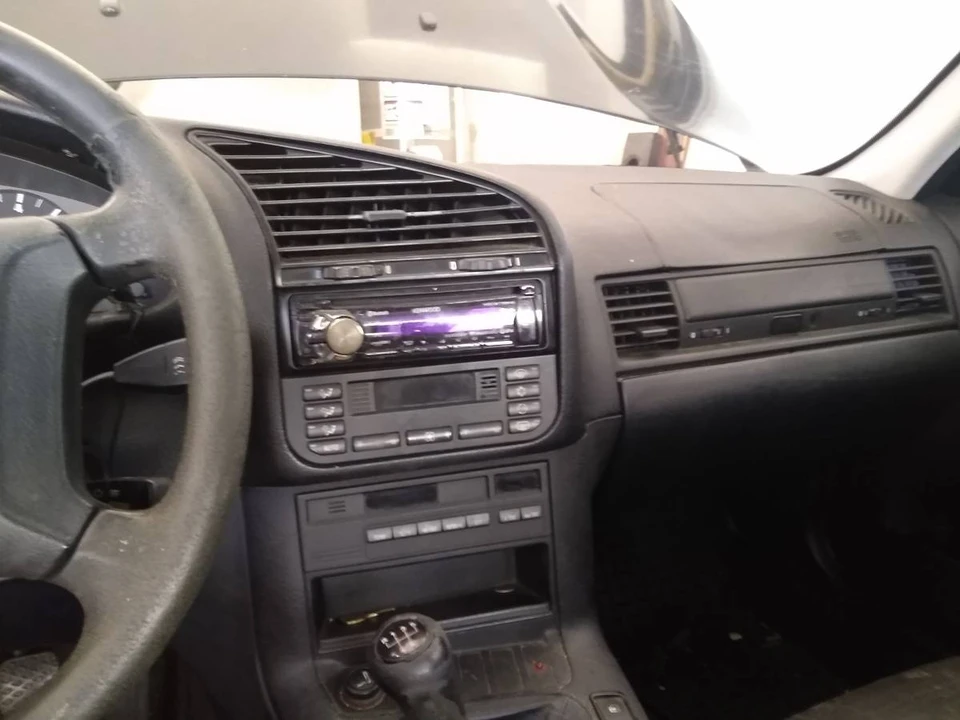 1997 BMW E36 3 Series - Image 13 of 23