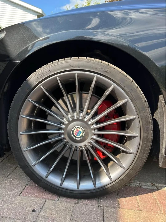 2011 BMW Alpina B7 - Image 2 of 9