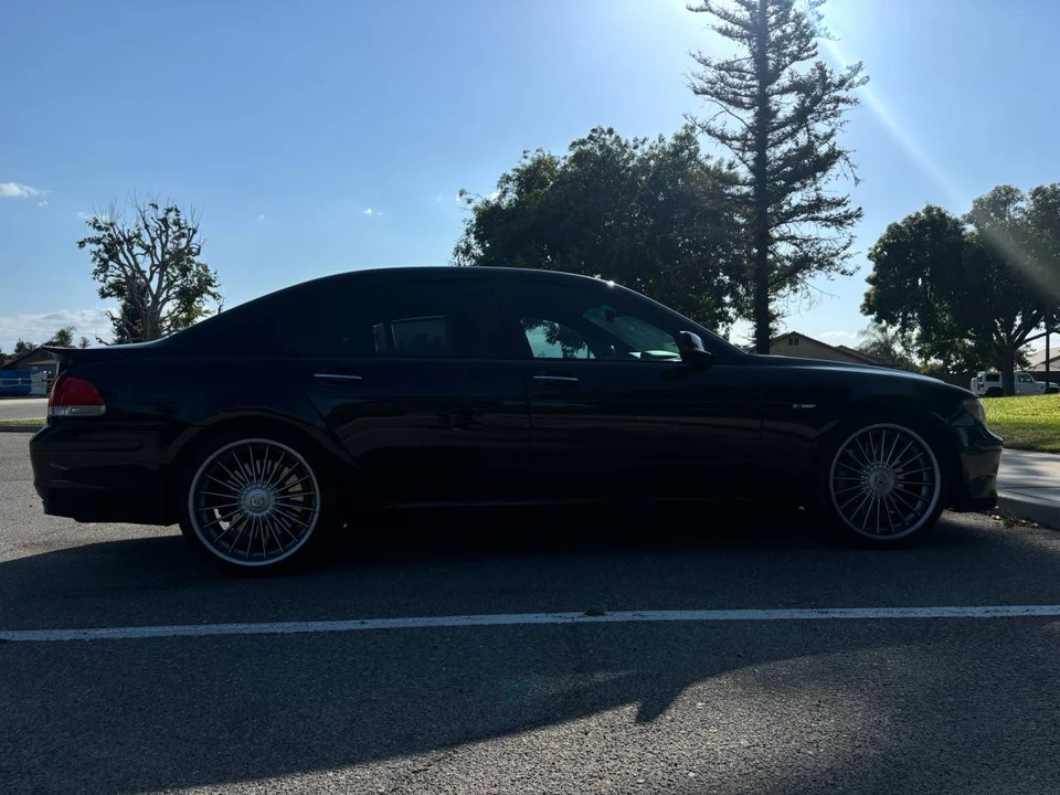 2007 BMW Alpina B7 - Image 4 of 12
