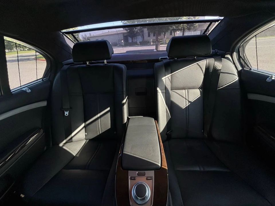 2007 BMW Alpina B7 - Image 10 of 12
