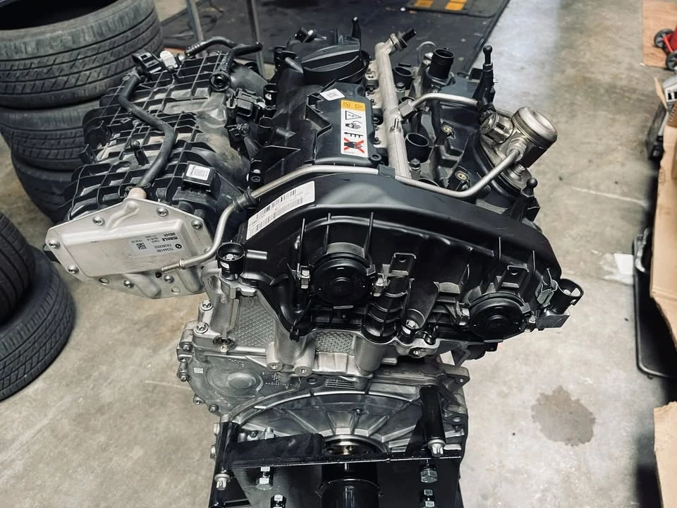 2017 Parts & Memorabilia Engines - Image 3 of 4