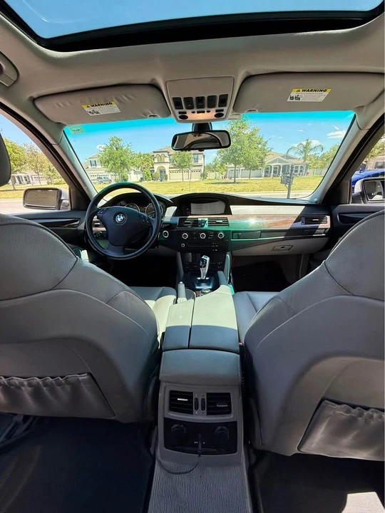 2009 BMW E60 5 Series Sedan - Image 8 of 9