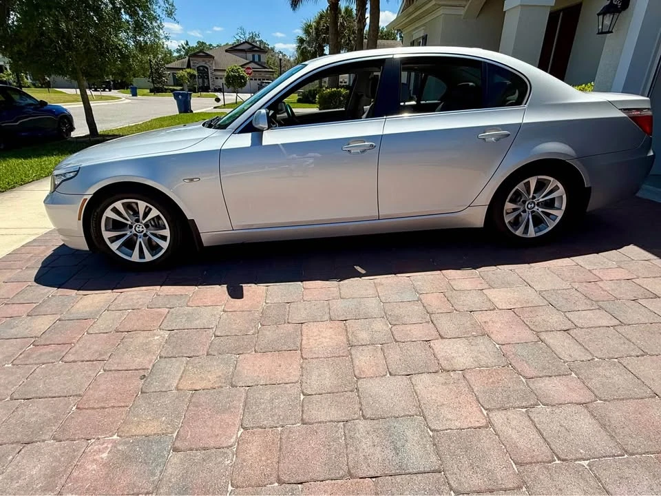 2009 BMW E60 5 Series Sedan - Image 3 of 9