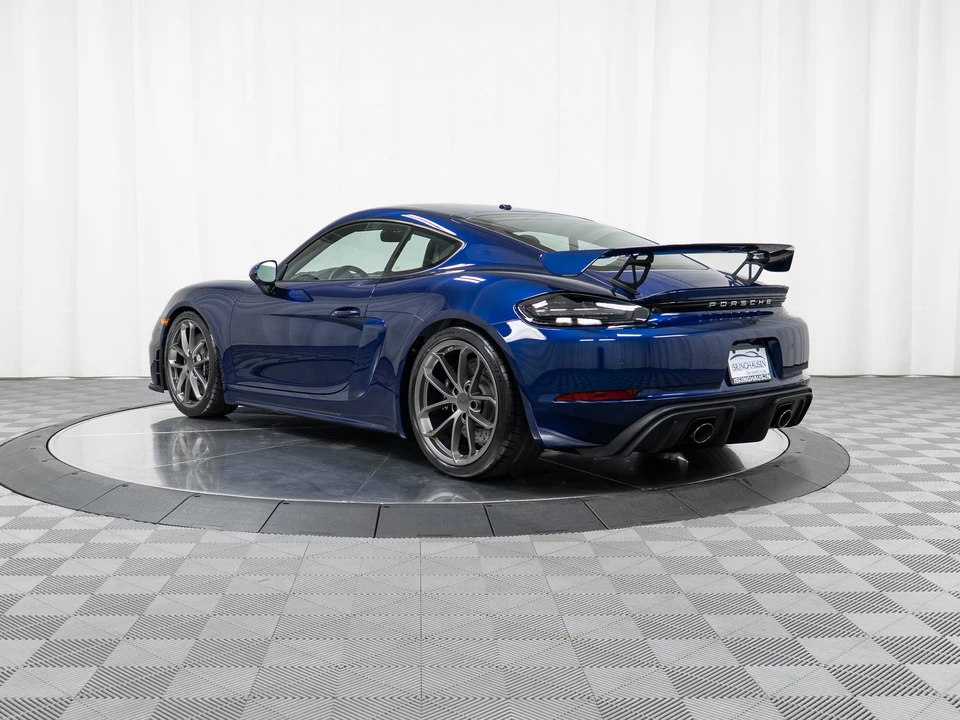 2021 Porsche 718 Cayman GT4 - Image 3 of 31