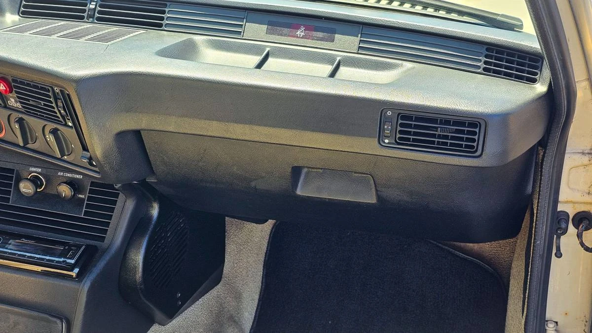 1982 BMW E21 3 Series - Image 21 of 24