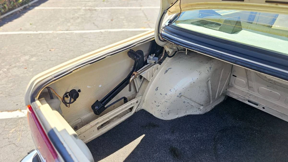 1982 BMW E21 3 Series - Image 9 of 24