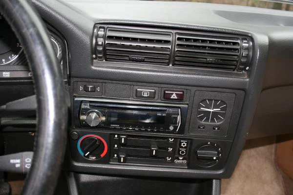 1988 BMW E30 3 Series - Image 16 of 17