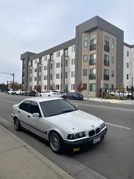 1995 BMW 325i