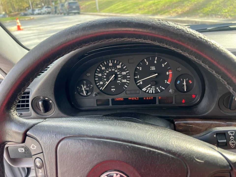 2000 BMW E38 7 Series - Image 9 of 23