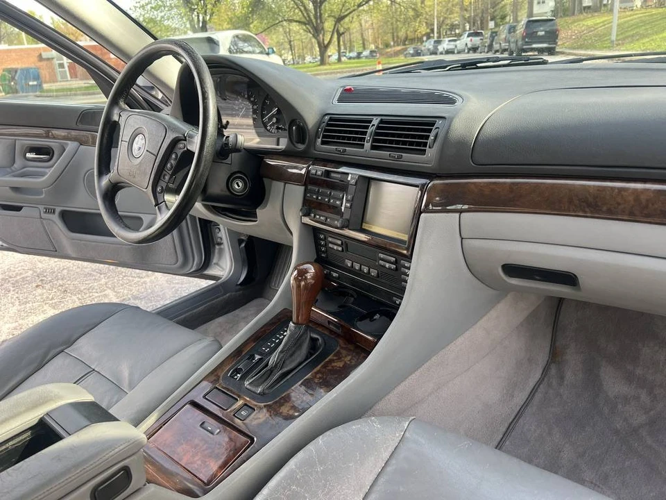 2000 BMW E38 7 Series - Image 6 of 23