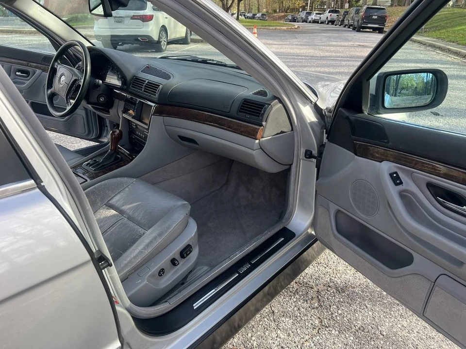 2000 BMW E38 7 Series - Image 11 of 23