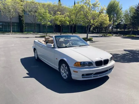 2000 BMW 323i Convertible