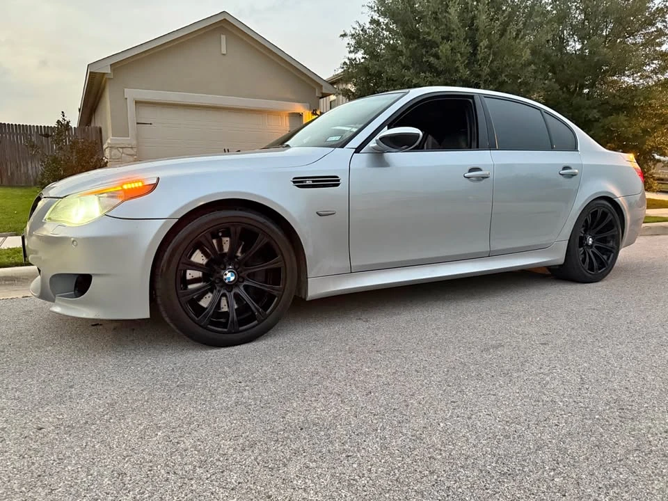 BMW E60 M5 - Image 2 of 11