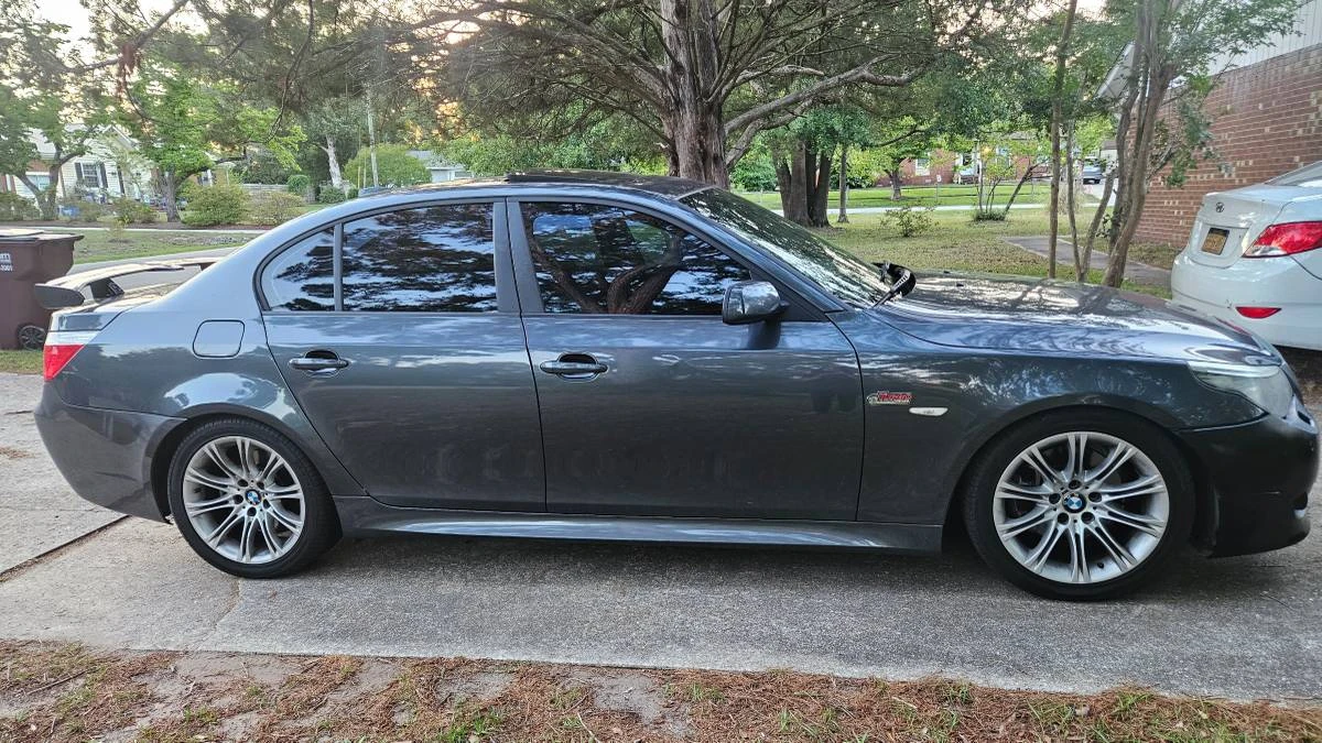 2010 BMW E60 5 Series Sedan - Image 4 of 4
