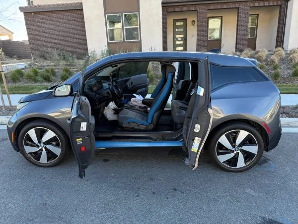 2017 BMW i3 - Image 11 of 13