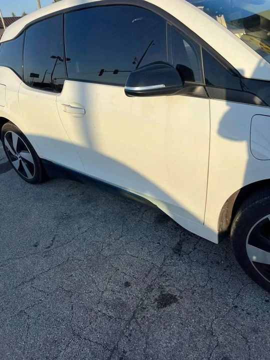 2015 BMW i3 - Image 4 of 4