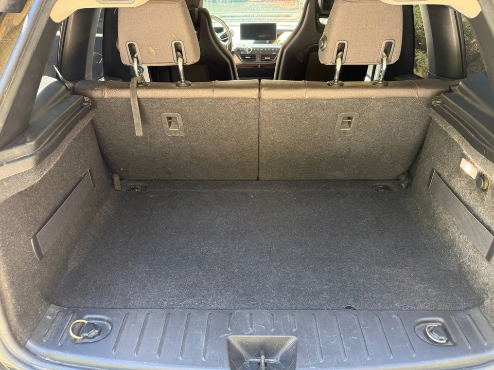 2016 BMW i3 - Image 12 of 22