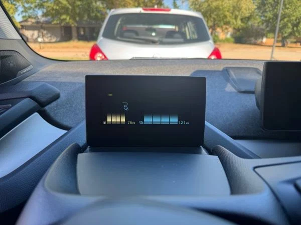 2018 BMW i3 - Image 18 of 19