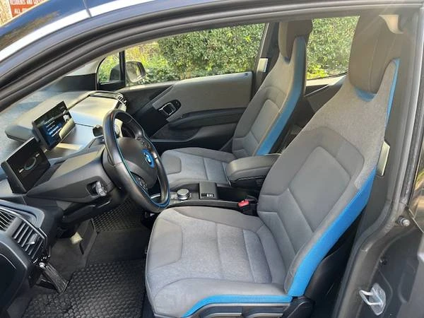 BMW i3 - Image 11 of 12