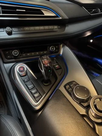 2015 BMW i8 - Image 5 of 8