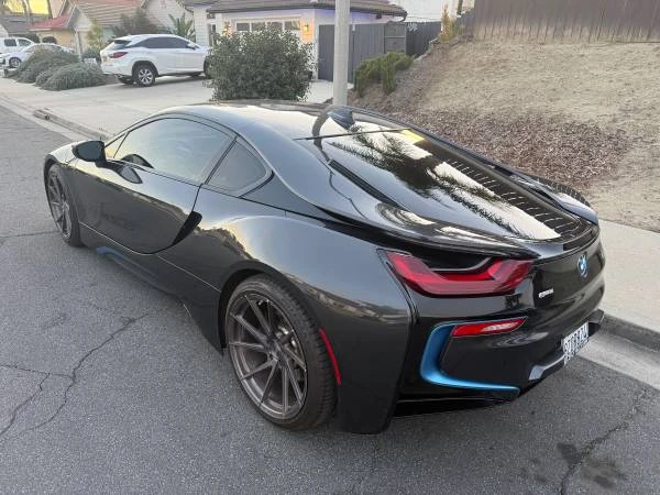 2015 BMW i8 - Image 14 of 19
