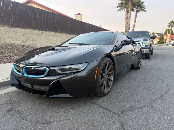 2015 BMW i8 - Image 17 of 19