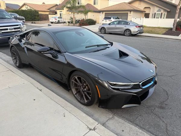 2015 BMW i8 - Image 18 of 19