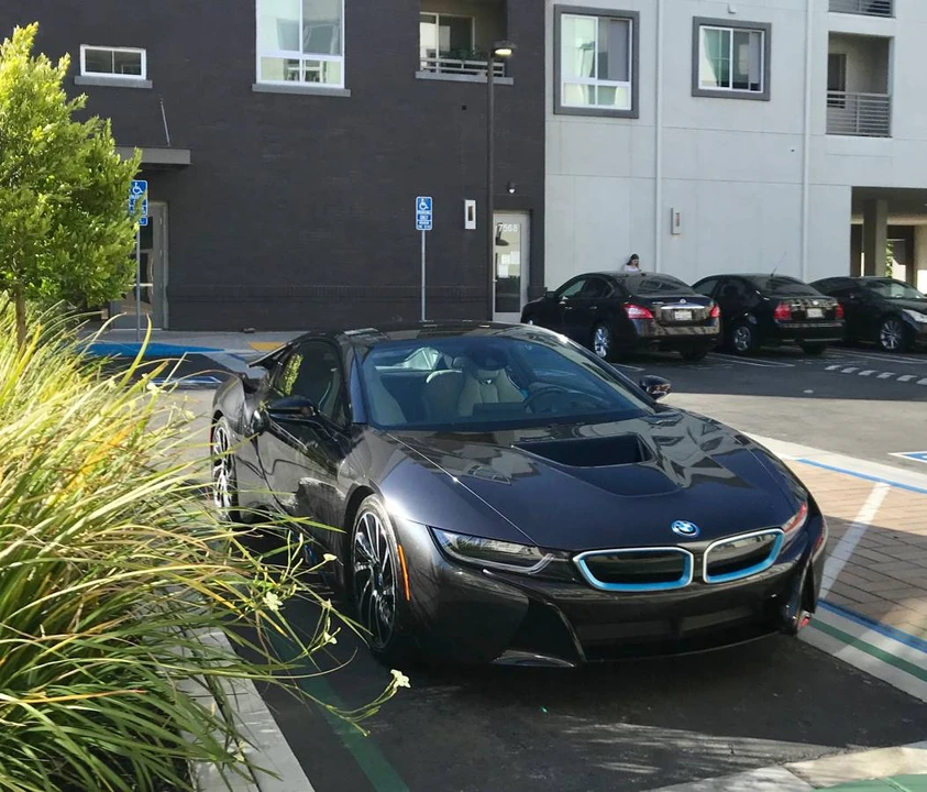 2014 BMW i8 - Image 3 of 19