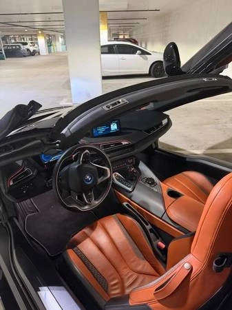 2019 BMW i8 - Image 4 of 8