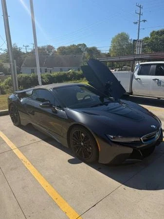 2019 BMW i8 - Image 8 of 8