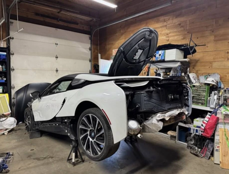 2019 BMW i8 - Image 7 of 7