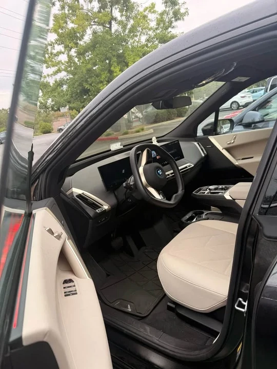 BMW I20 iX - Image 5 of 5