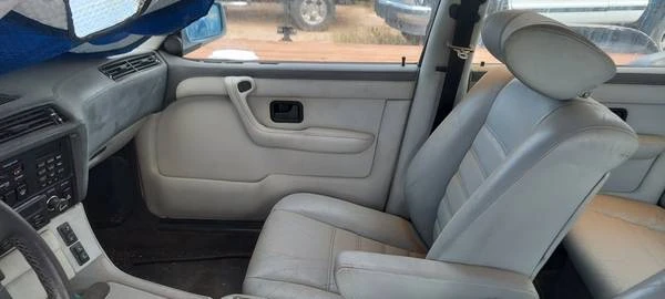 BMW E38 750i & 750iL Sedan - Image 5 of 5