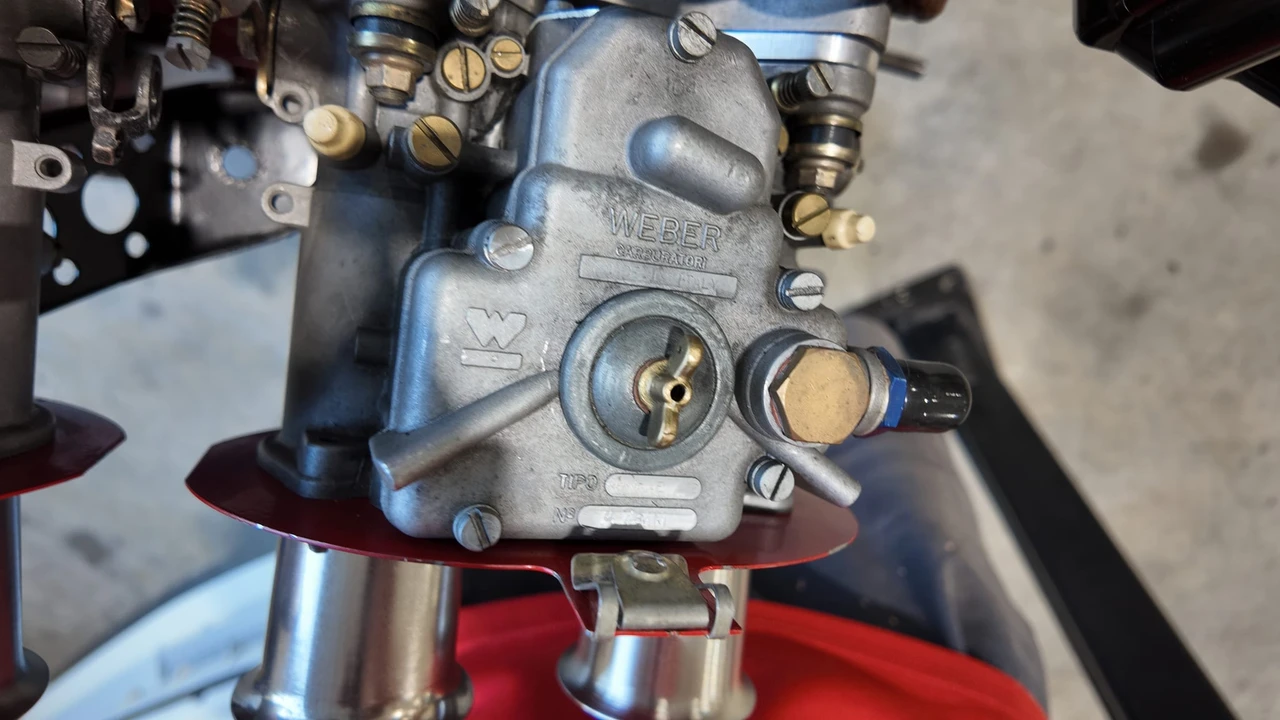 Parts & Memorabilia Engines - Image 24 of 31