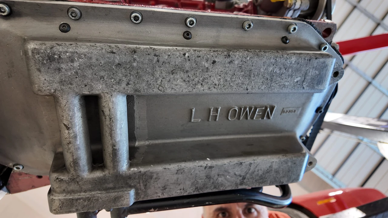 Parts & Memorabilia Engines - Image 21 of 31