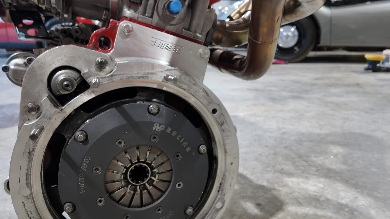 Parts & Memorabilia Engines - Image 20 of 31