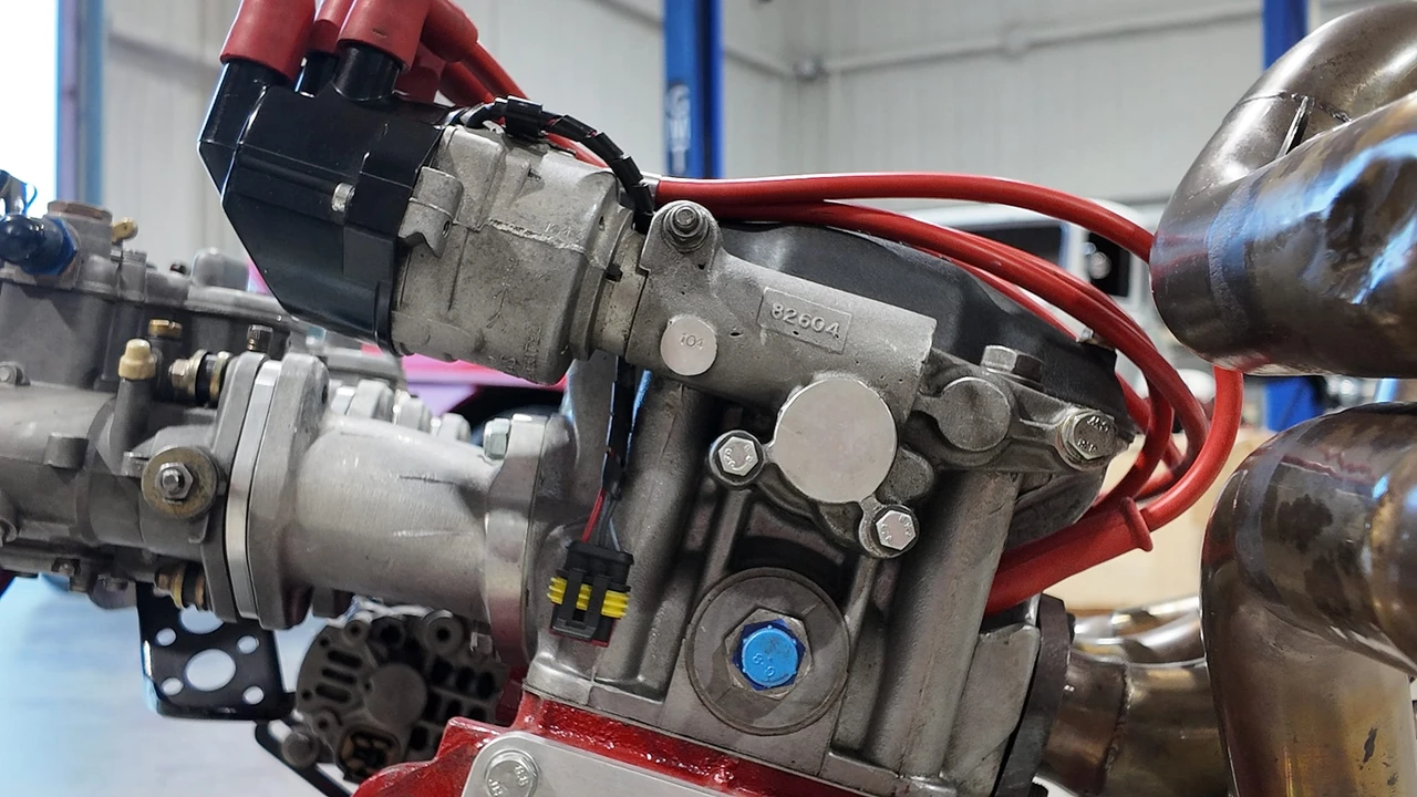 Parts & Memorabilia Engines - Image 15 of 31