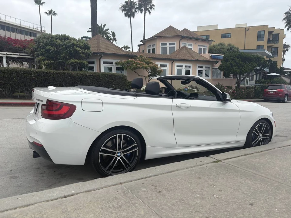 2017 BMW - Image 2 of 24