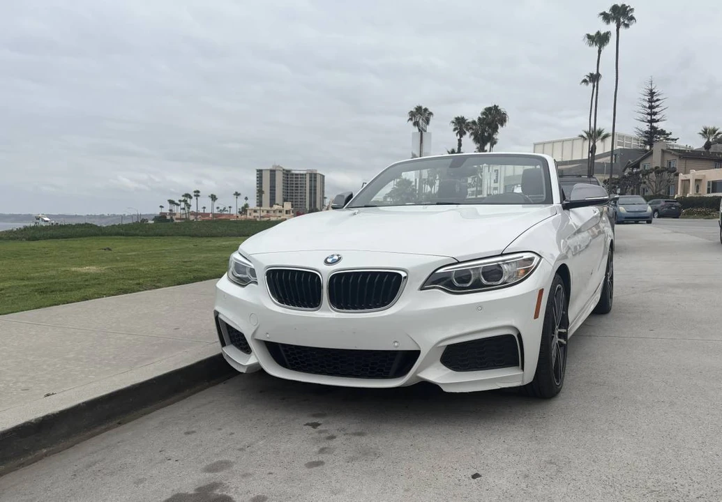 2017 BMW - Image 4 of 24
