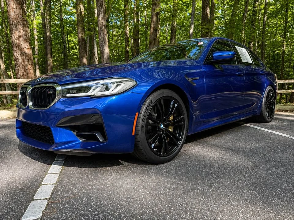 BMW M5 - Image 2 of 6