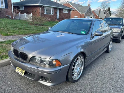 2003 BMW M5