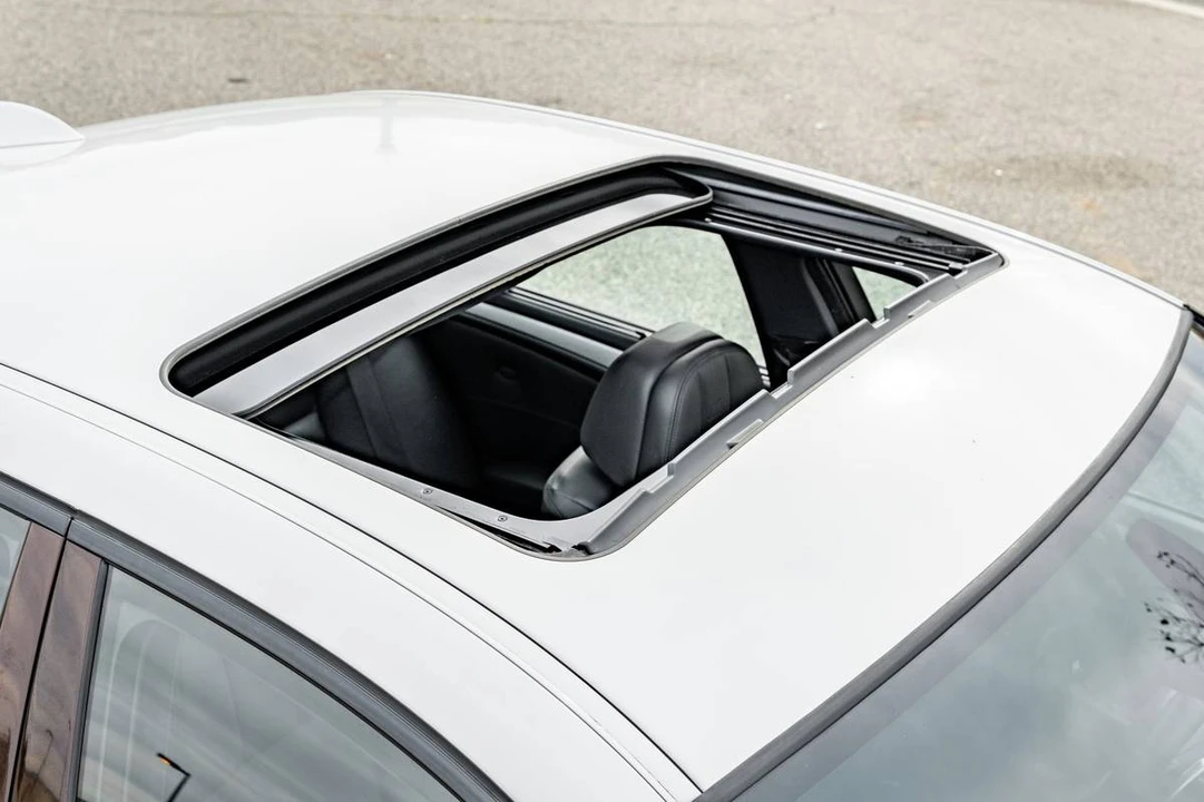 2010 BMW E60 M5 - Image 3 of 4