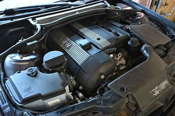 2002 BMW E46 3 Series - Image 3 of 5